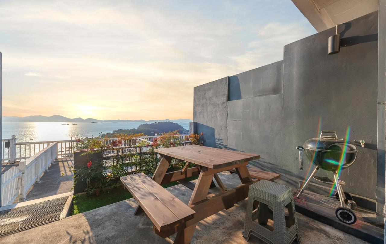 Namhae Whale'S Dream Exterior foto